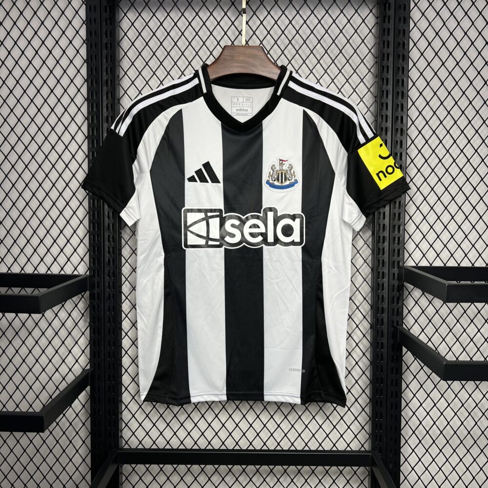camiseta-newcastle-united-2024-25-local-frontal