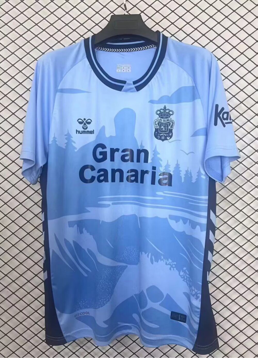 Nueva camiseta Las Palmas 25-26 visitante azul