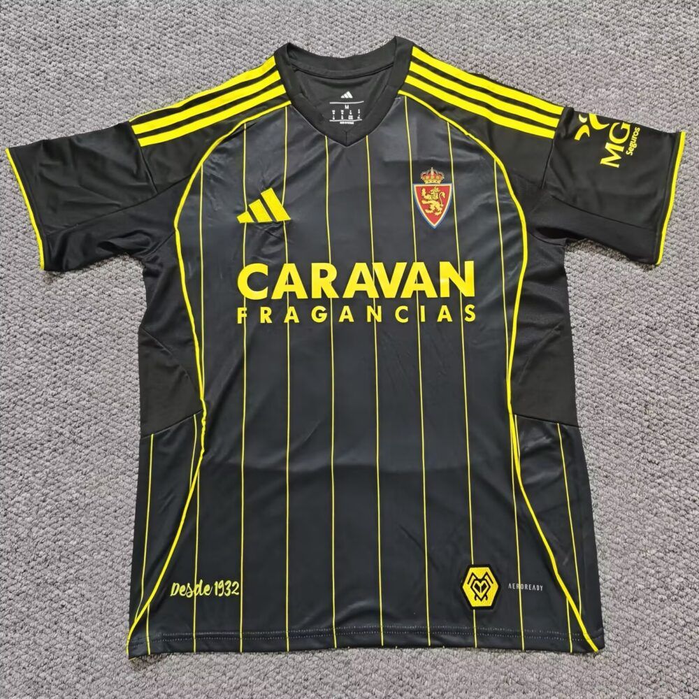 Nueva camiseta Zaragoza 25-26 visitante negra lineas amarillas